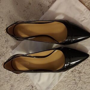 Is michael kors patent leather pumps
